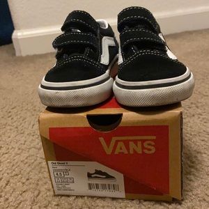 Vans baby shoes